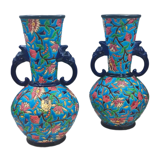 Manufacture de Longwy - Paire de grand vase anses à tête d'éléphant